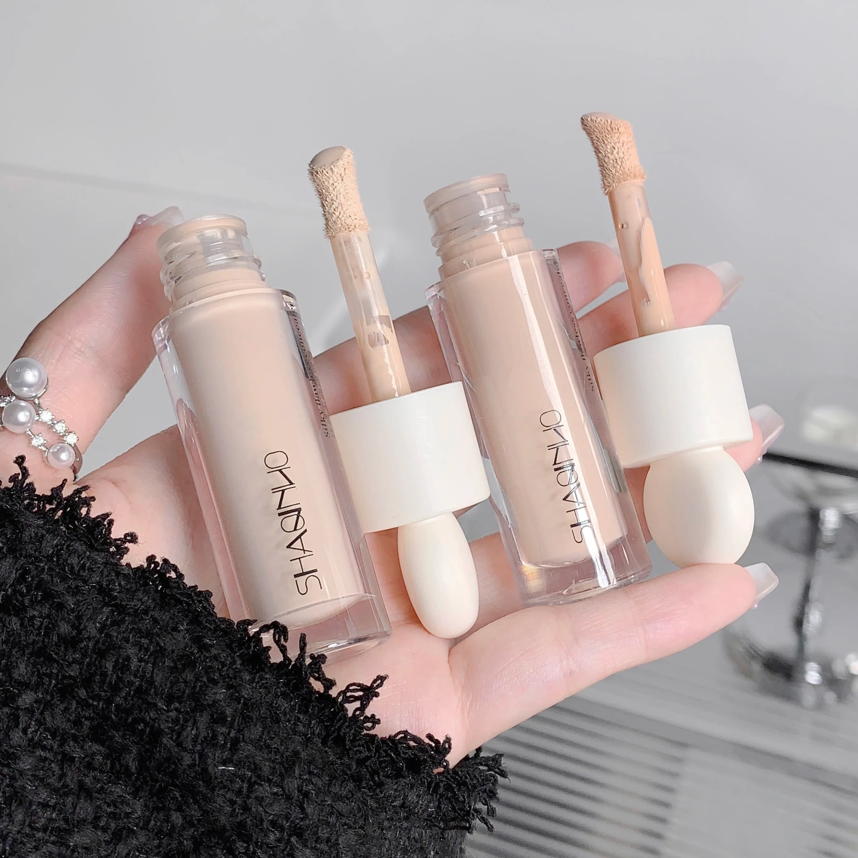 Full Coverage Liquid Concealer