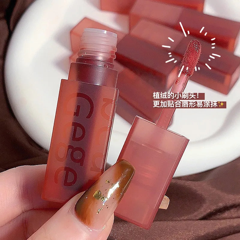 Velvet Soft-Mist Matte Lip Glaze
