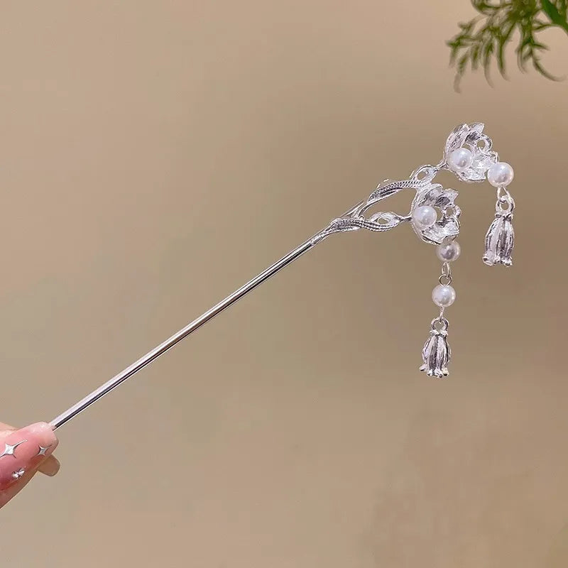 Elegant Chinese Enameled Flower Tassel Hairpin