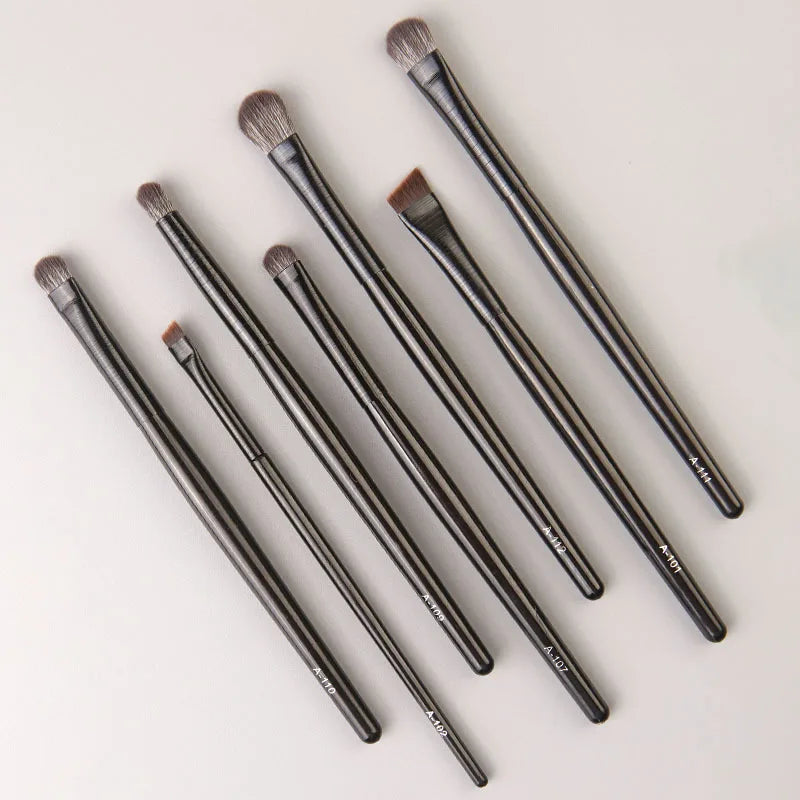 Natural Material Makeup Brush Set