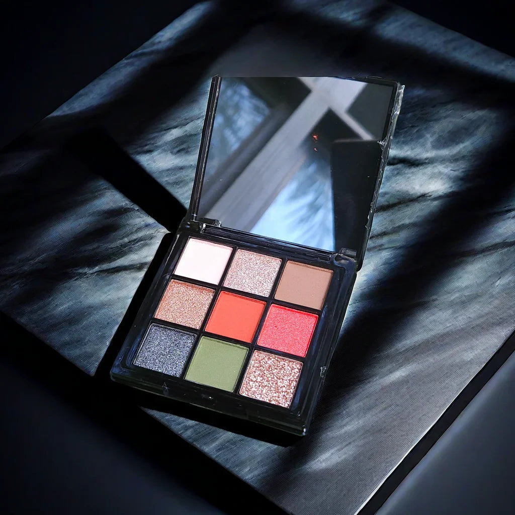 Red Wine-Inspired 9-Color Eyeshadow Palette