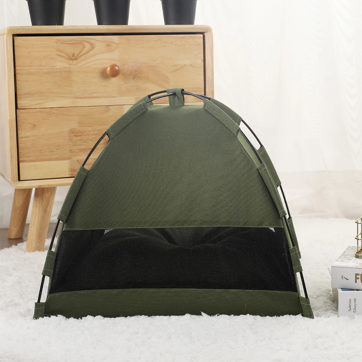 Cozy Cat Tent Bed with Warm Cushions
