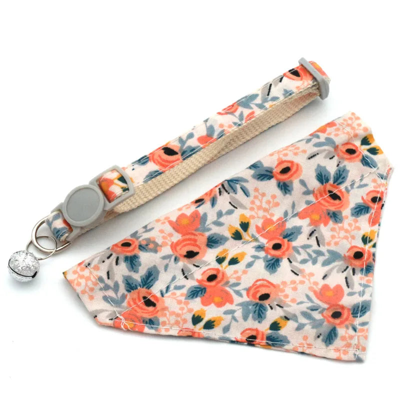 Adjustable Daisy Dog Neck Scarf