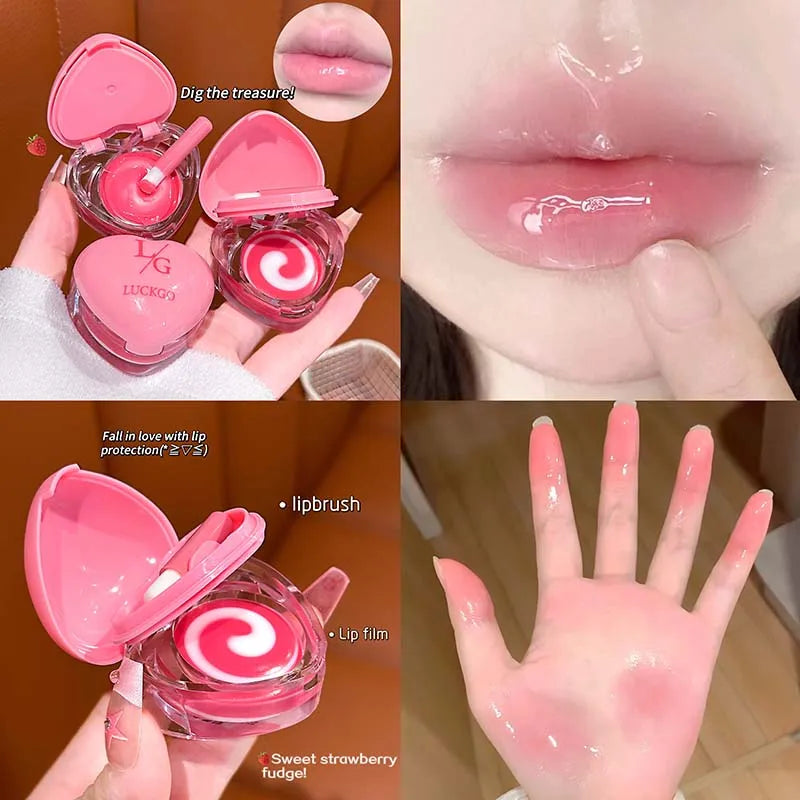 Dual-Color LoveHeart Lip Mask