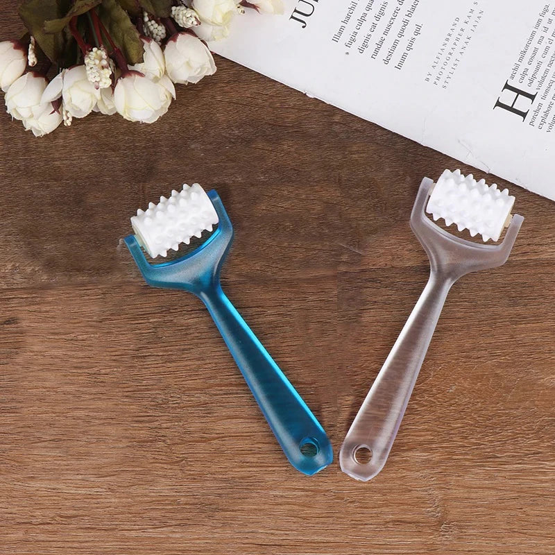 Manual Facial Roller Massager