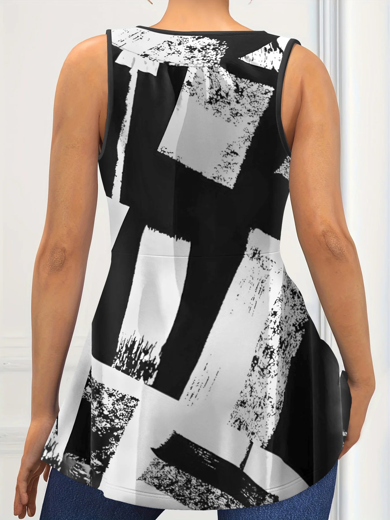 Plus Size Color block V-Neck Tank Top