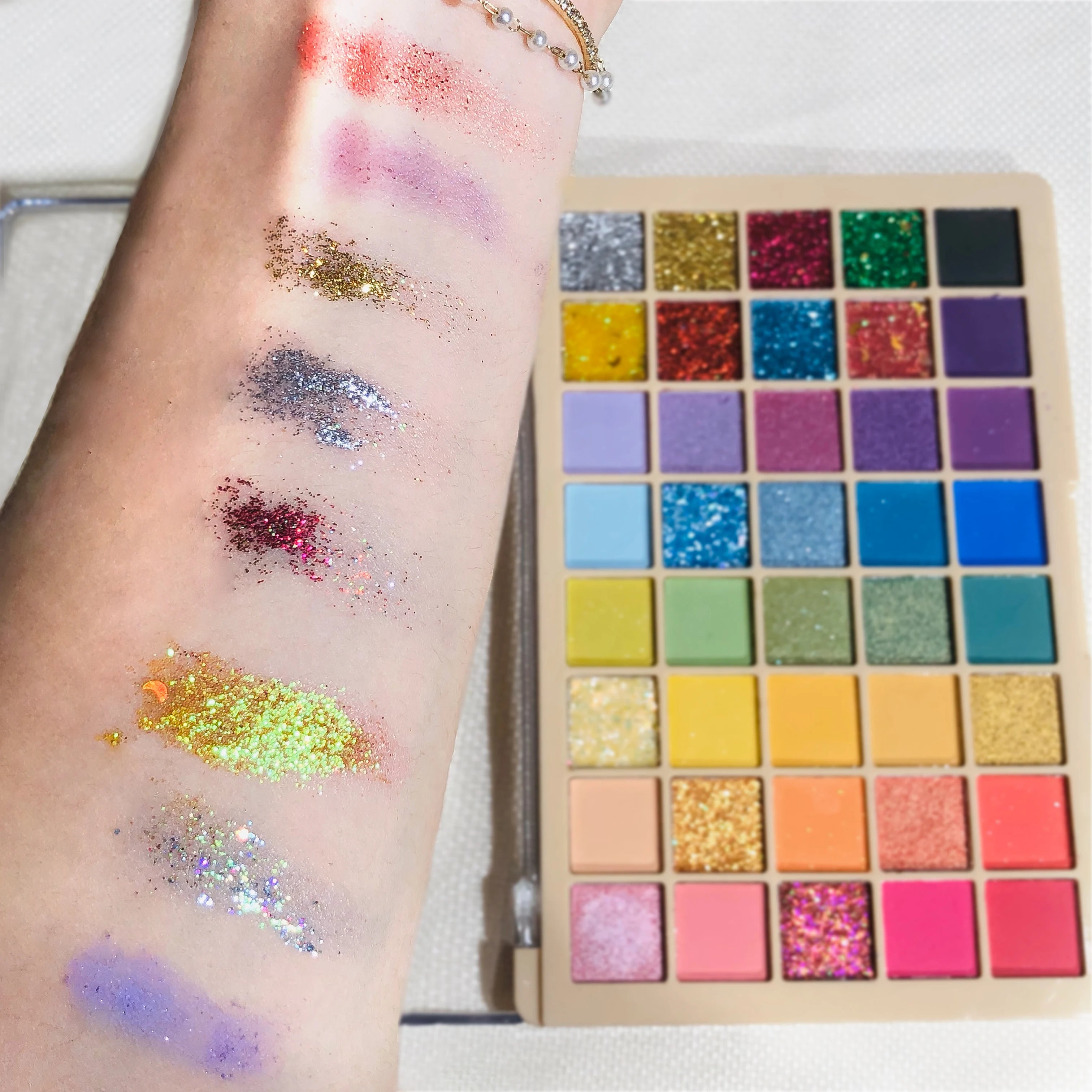 Forty-Color Rainbow Eyeshadow Palette