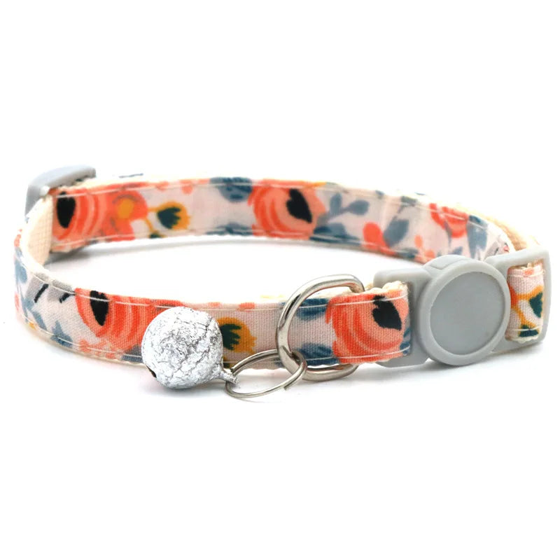 Adjustable Daisy Dog Neck Scarf