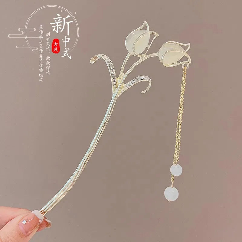 Elegant Chinese Enameled Flower Tassel Hairpin