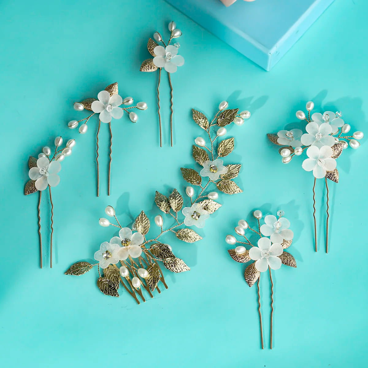 Elegant Metal Leaf Hair Comb and Pin Set