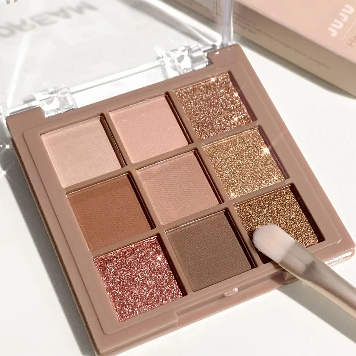 Luxurious Waterproof Eyeshadow Palette