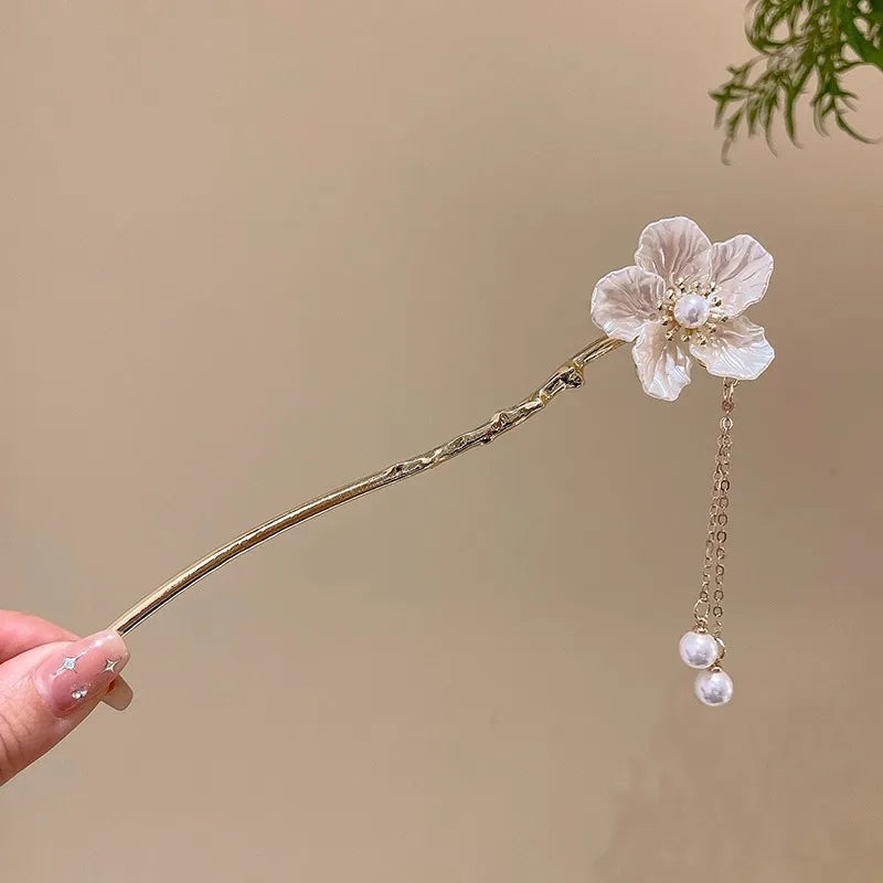 Elegant Chinese Enameled Flower Tassel Hairpin