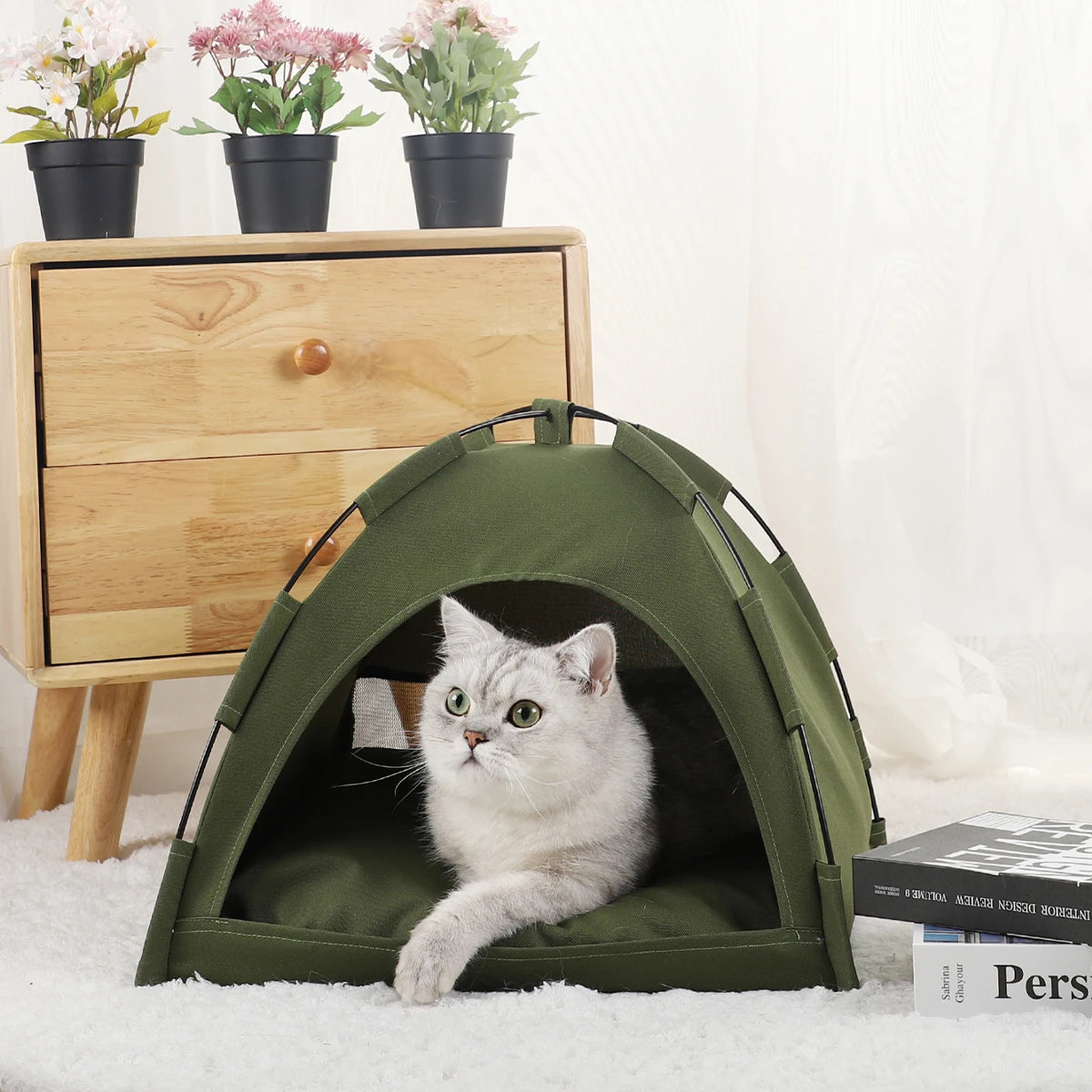 Cozy Cat Tent Bed with Warm Cushions